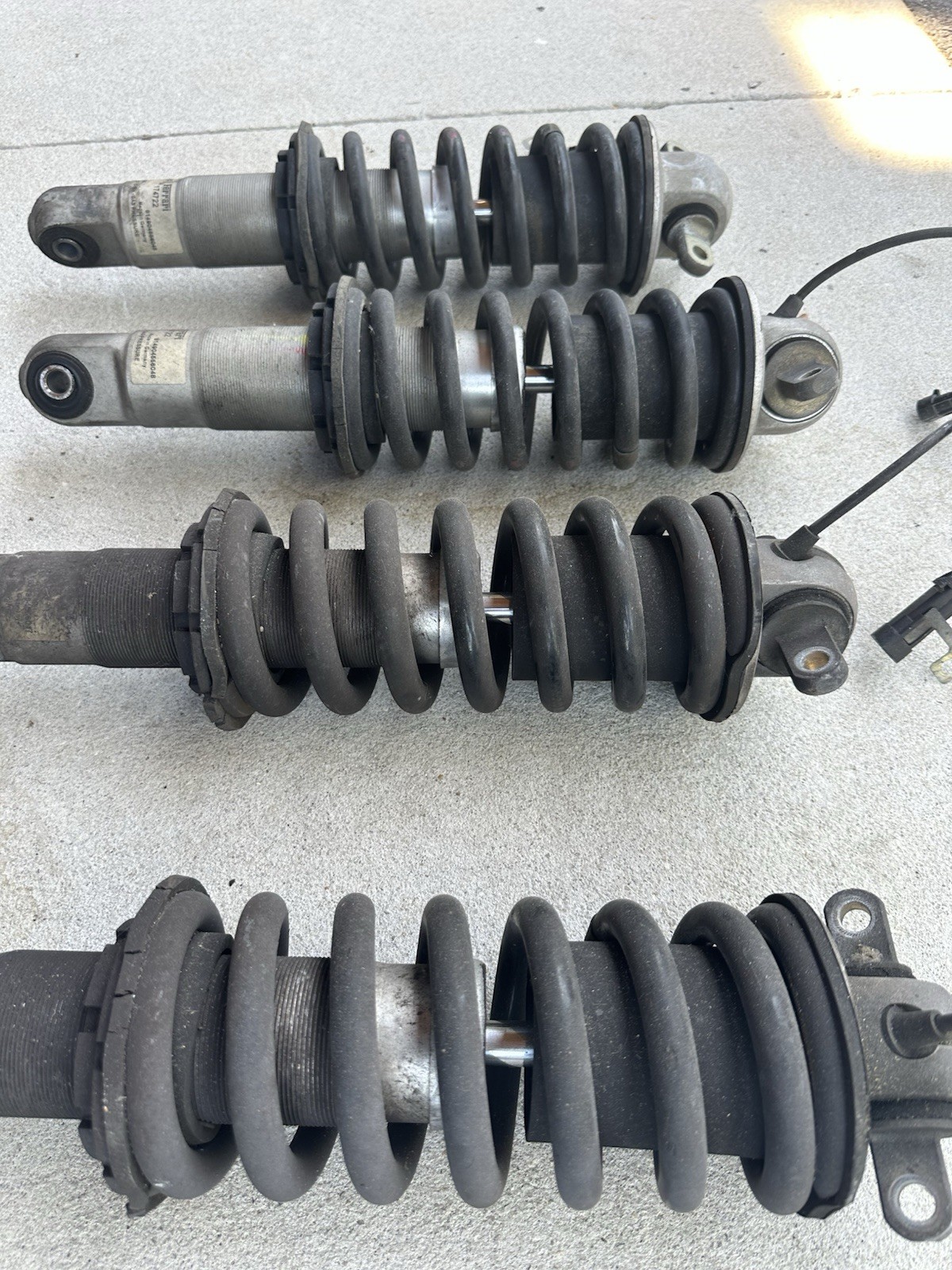 Ferrari 360 OEM struts- full Set