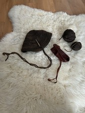 Reenactment Wikinger, Nadelbinden Mütze, Nadel, Wolle mit Ledertasche