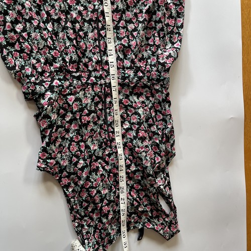 H&M Womens Summer Dress 6 - 8 Black Pink Flowers Cut Out Waist Sleeveless - Picture 9 of 11