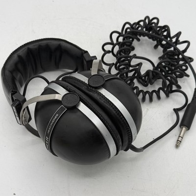 Headphones Pioneer SE-305 Stereo Over the Ear 1/4''Jack Black Japan Same Day Ship