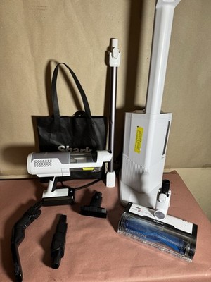 Shark Clean & Empty Cordless Stick Vacuum with Auto-Empty System. Mod.BU3524