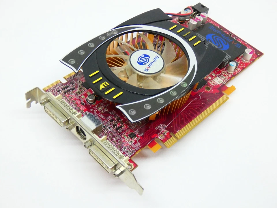 Sapphire HD4770 GDDR5 512 MB DVI-I/TVO- PCI-e Graphics Card - Image 2 of 3
