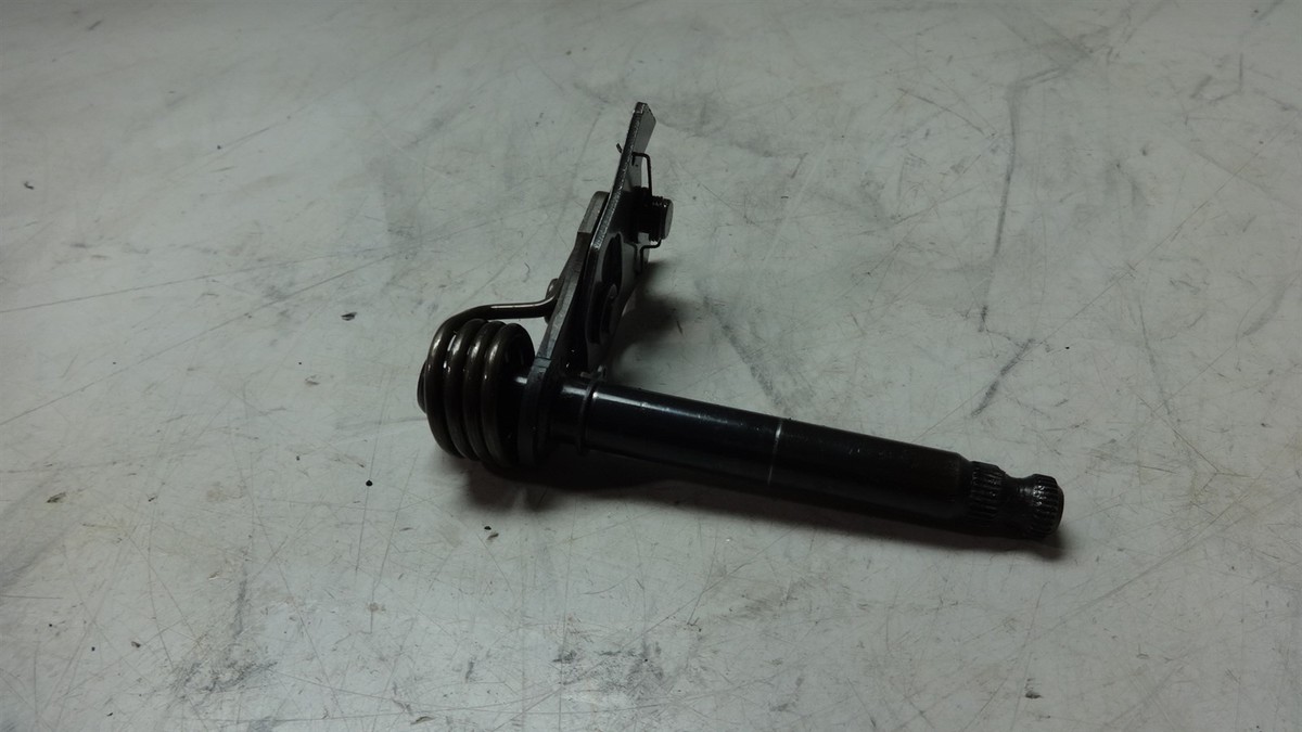 87 KAWASAKI ZX750F ZX 750 KM174B. ENGINE SHIFTER SHIFT SHAFT