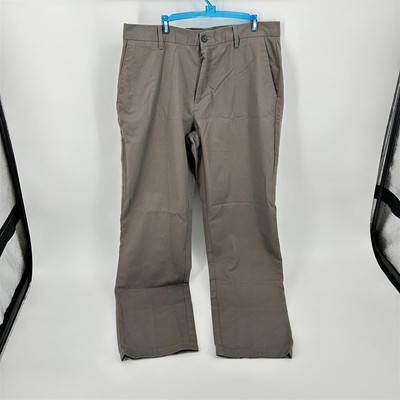 Amazon Essentials Herren-Chinohose mit gerader Passform, knitterfrei, Khakibraun