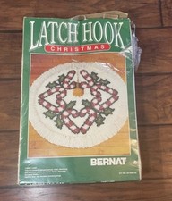 Vintage Bernat Christmas Latch Hook Kit Rug Tree Skirt Craft Kit Retro Nostalgic