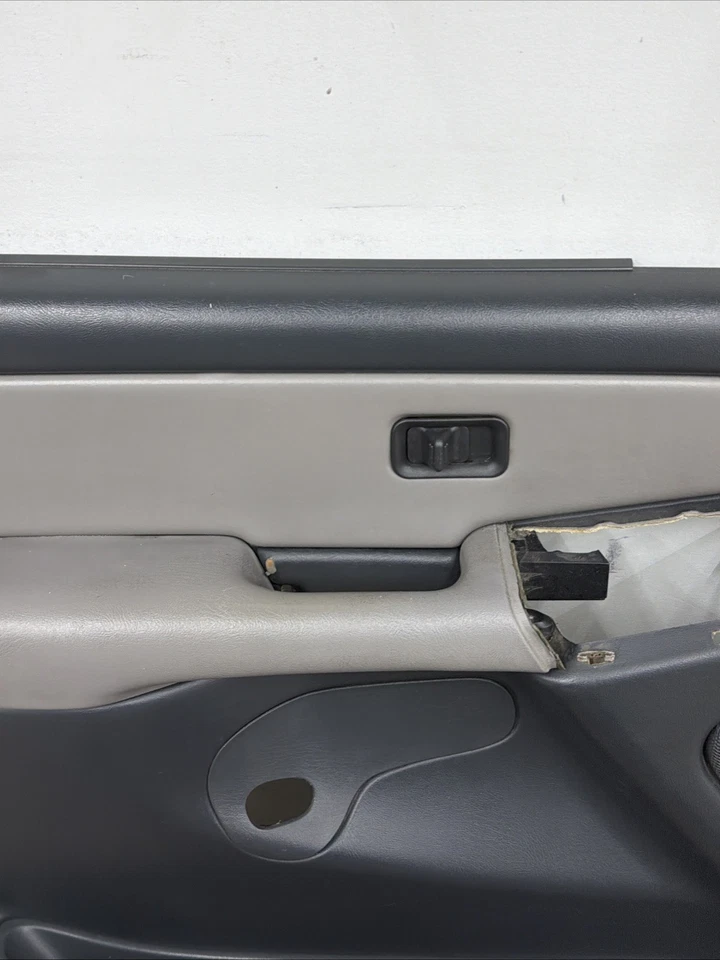 99-02 Chevy Tahoe Silverado GMC Yukon Sierra Power Door Panel Set OEM Graphite - Image 4 of 4