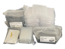 (30) THERMO INVITROGEN Mixed Lot of Laboratory Plastic 96-Well Culture Plates