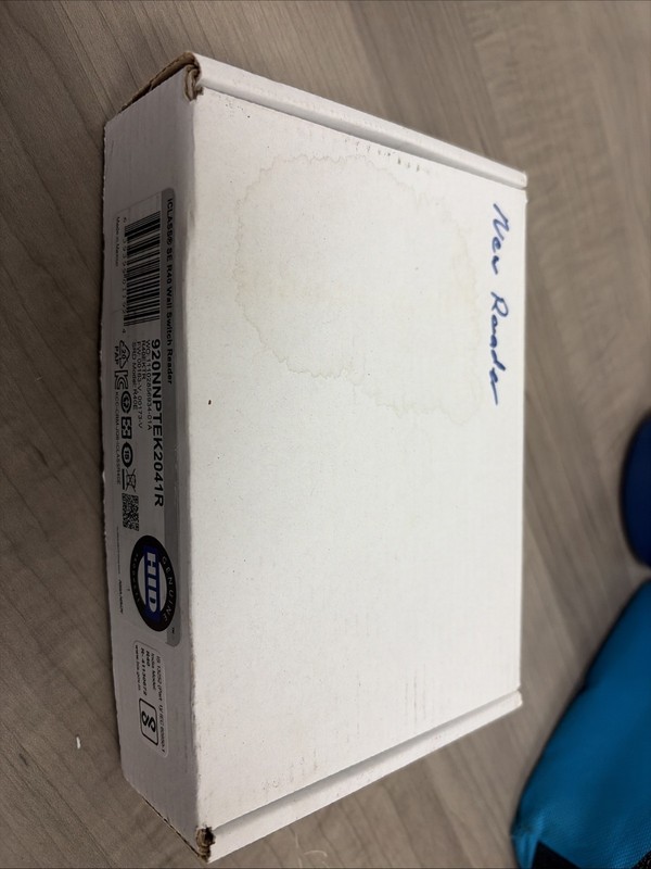 NEW HID iClass SE R40 Wall Switch Reader R40EKNB 920NNPTEK2041R