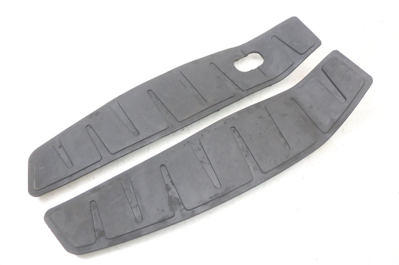 FLOOR PANEL RUBBER - PIAGGIO MP3 HPE 350 (2018 - 2020)