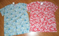  GRANADA WOMEN'S SCRUB TOPS SIZE XS TWO TOPS TEAL RED FLORAL PRINT NWT