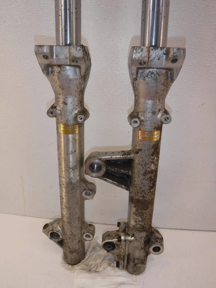 Honda Magna 700 1984 horquillas delanteras juego suspensión amortiguador par Foto 2 de 4