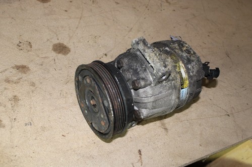 Klimakompressor Renault Scenic Megan 1,6 79kW Bj99 7700103536