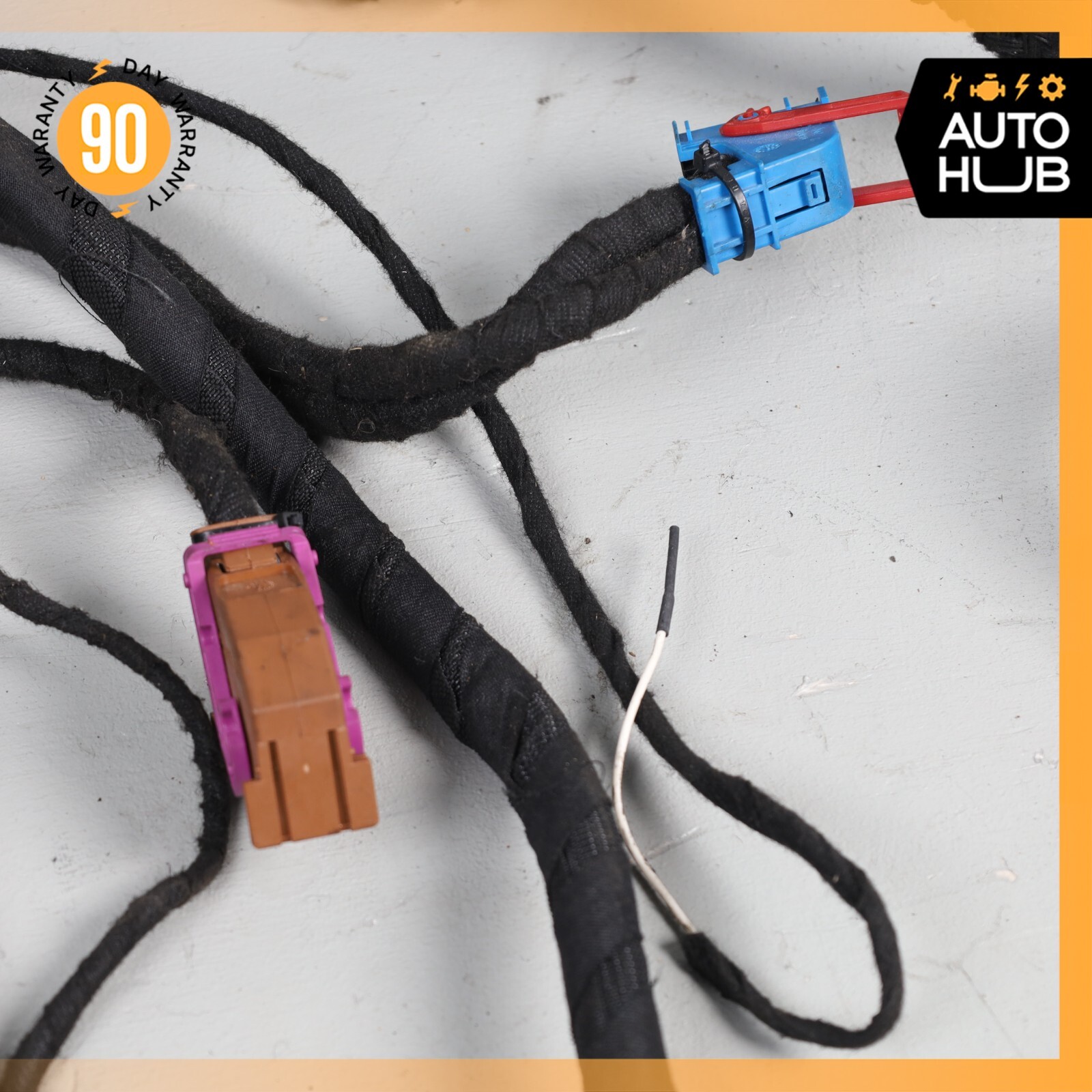 08-10 Maserati GranTurismo M145 4.2L Engine Bay Fuse Box Wiring Harness OEM