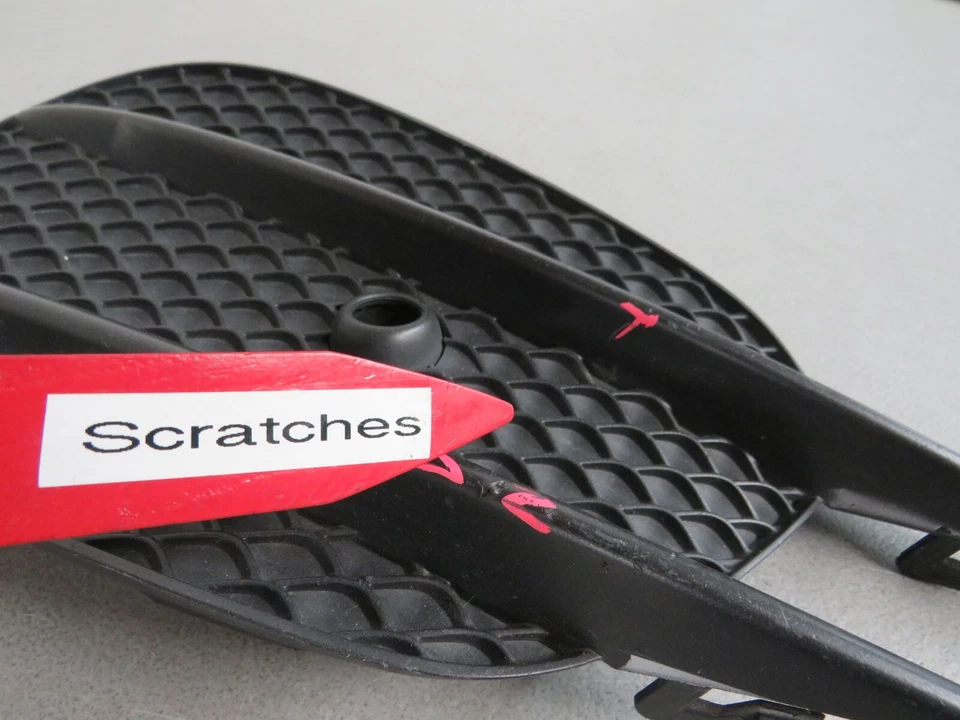 2017 2019 MERCEDES BENZ E300 E-CLASS RIGHT SIDE FOG LIGHT COVER W/SENSOR HOLE Foto 4 de 4