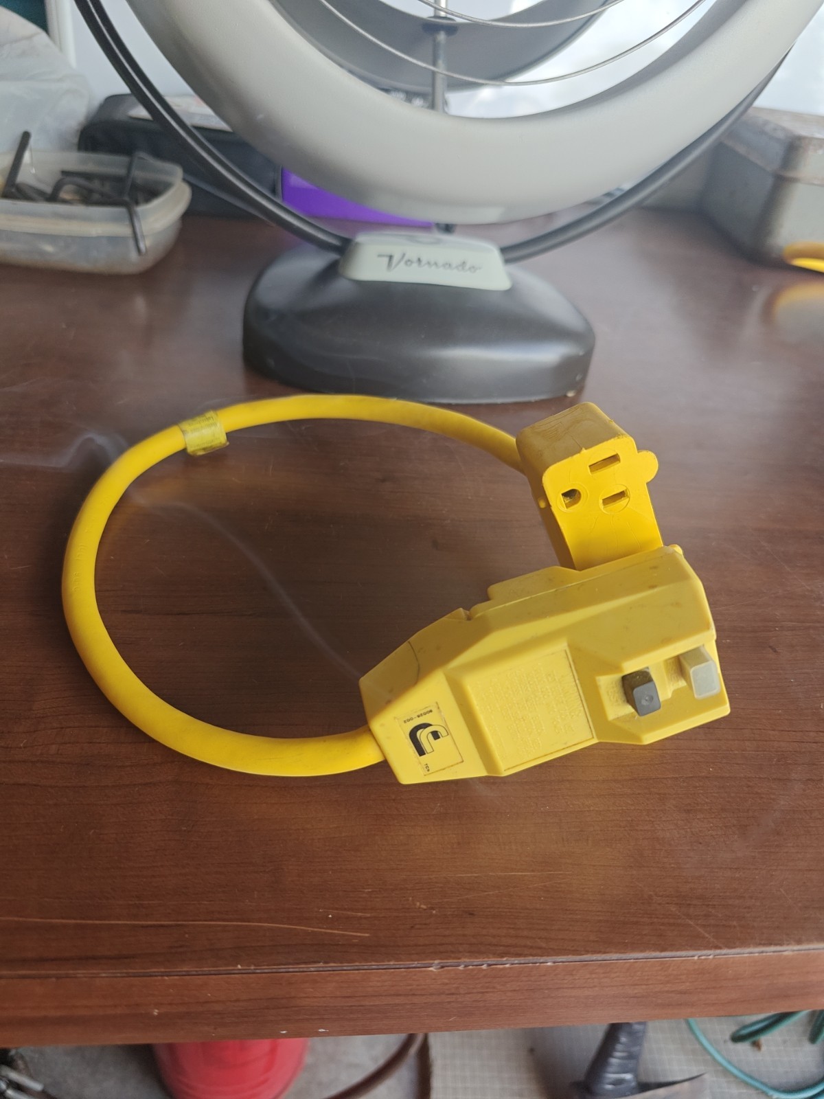 Coleman Cable 9543 Yellow 3-Way 120V ac 15A NEMA 5-15P GFCI User Attachable Plug