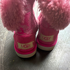 UGG Australia Girls Pink Suede Faux Fur Lined Butterfly Slip-On Ankle Bootie