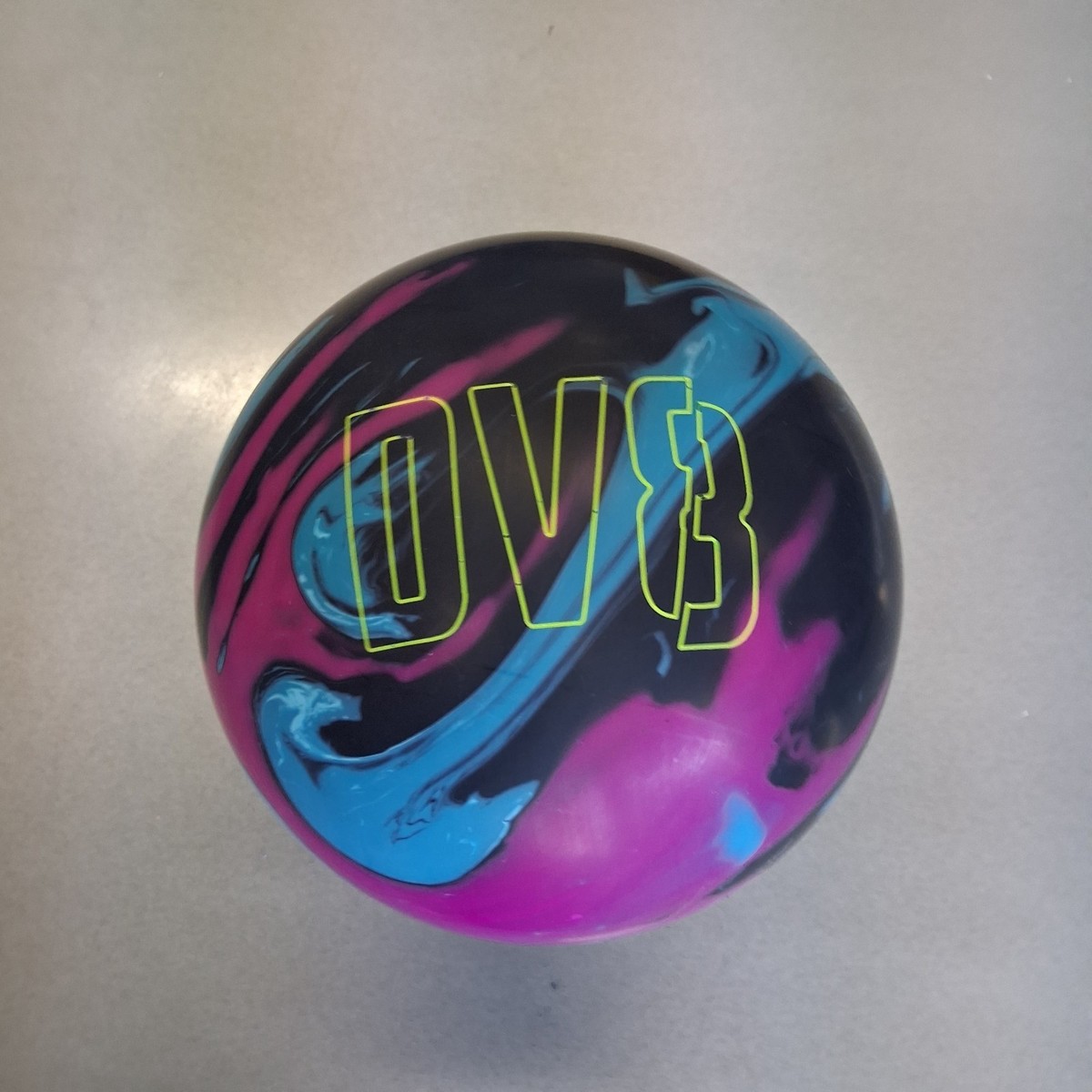 DV8 Mantra Solid BOWLING ball 15 lb. NEW IN BOX!!! #160 | eBay