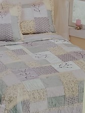 Home Trends Heirloom Quilt Full/Queen  86x86 New/ Spring/Floral/Patchwork