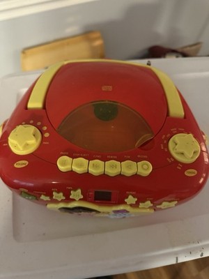 Vintage Dora The Explorer Boombox CD Cassette Radio Talking Boots