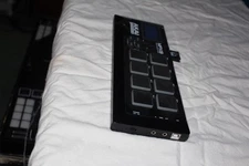 Akai Professional MPX8 - 8-Pad Sampler Controller Drum Machine with SD Card