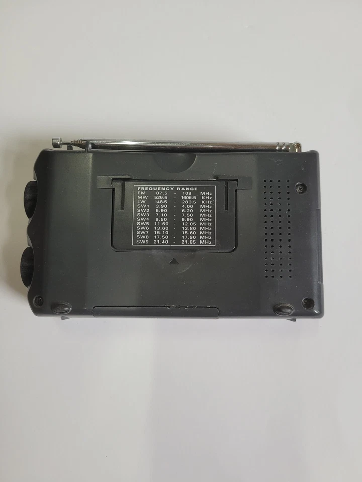 Altes Philips Radio, AE3350, 12 Band World Receiver, - Bild 4 von 4