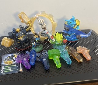 Skylanders Trap Team Bundle 5 figures 7 traps Legendary Jawbreaker Gearshift