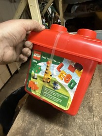 Vintage New NOS Sealed Unopened LEGO Creator No 7831 200 Pcs Toy W Bucket Case