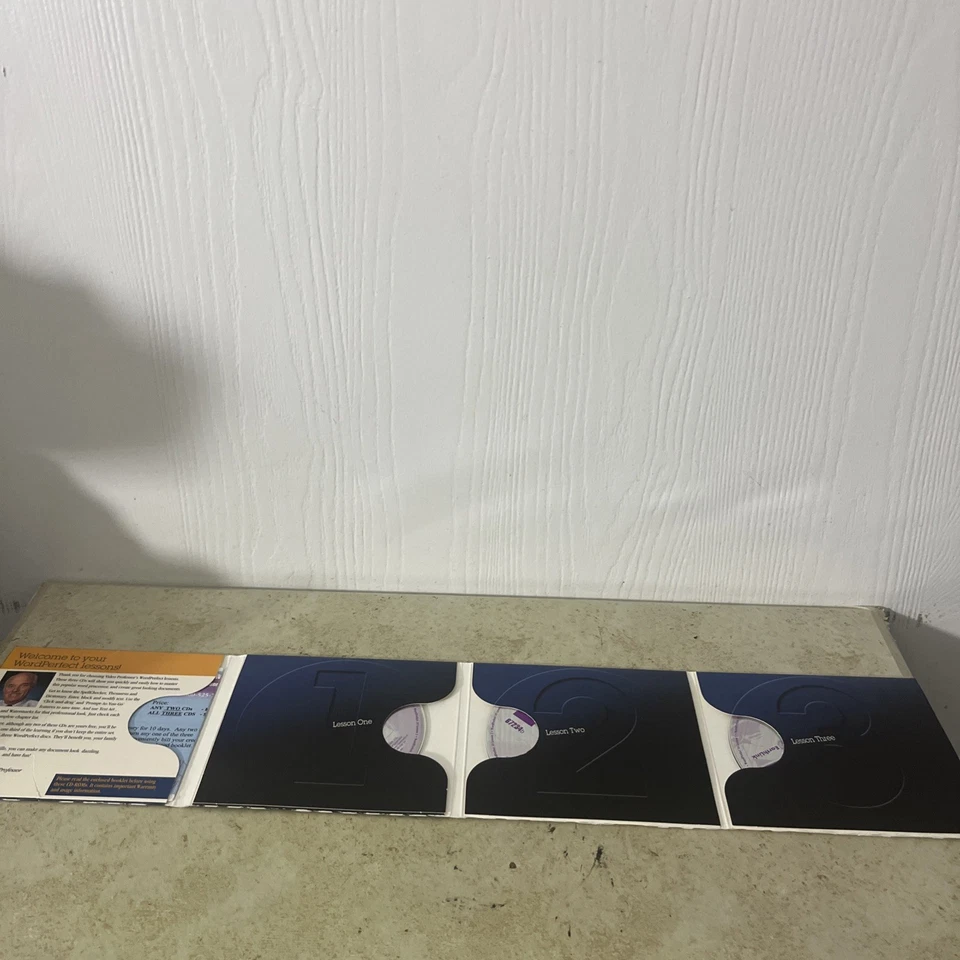 VIDEO PROFESSOR Word Perfect 3-CD Lessons Set - 2004 - Image 2 of 4