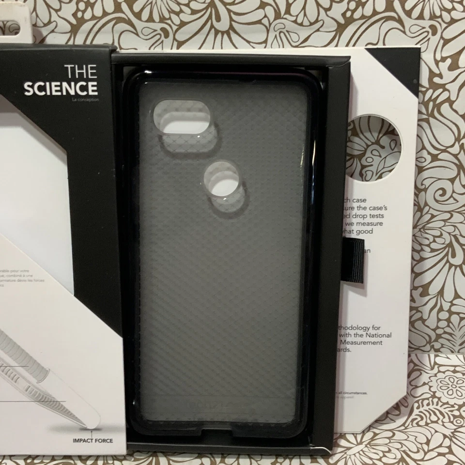 📀 Tech21 Evo Check Case Cover for Google Pixel 2 XL - Smoky Black - Image 2 of 3