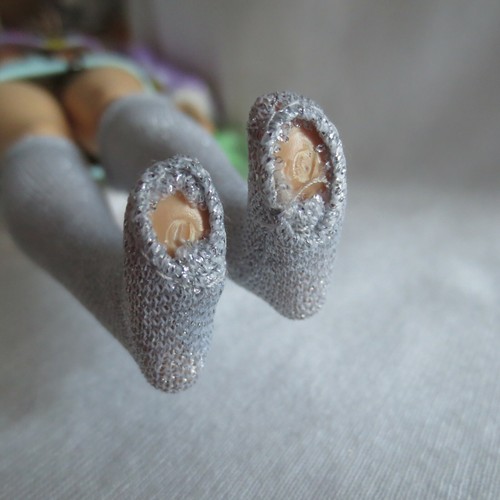 ¡NUEVO! Muñeca Barbie 2021 extra plata brillante calcetines de rodilla calentadores de piernas ropa curvilínea - Imagen 5 de 6
