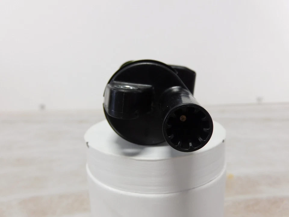 07-13 GMC Sierra 1500 Ignition Coil OEM LKQ - Изображение 3 из 4