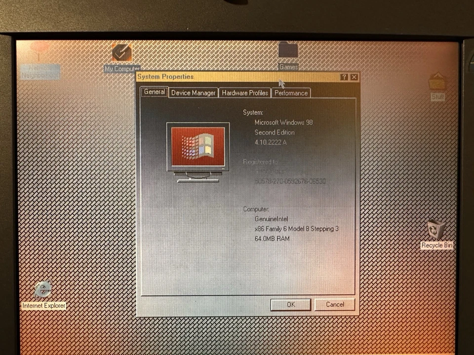 Vintage TOSHIBA SATELLITE 1675CDS/6.0 Windows 98 Laptop Computer with Charger - Image 4 of 4