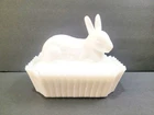 Vtg Westmoreland Milk Glass Bunny Rabbit On Nest Covered Dish