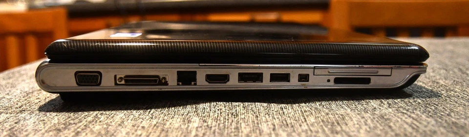 Notebook pc portatile 17 pollici HP PAVILION dv7 17" WINDOWS 10 WEBCAM BATT OK - Immagine 4 di 4