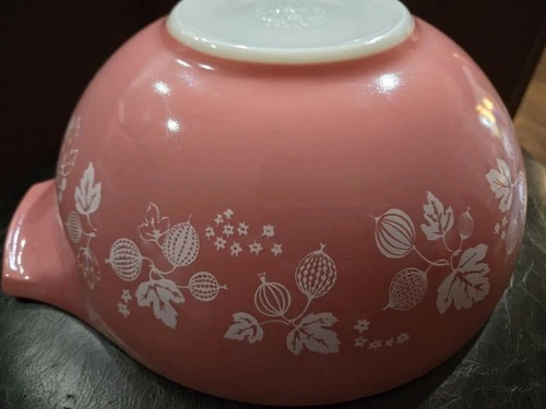 Vintage PYREX PINK GOOSEBERRY 4 QT NESTING MIXING BOWL #444