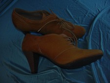 Hochfrontpumps ocker Gr.42