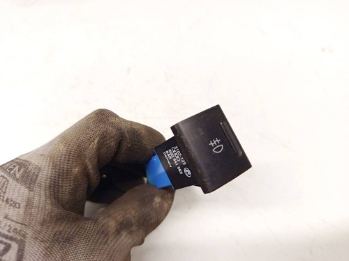 8d0941563 Schalter Nebelscheinwerfer  Audi A4 DE2700774-89
