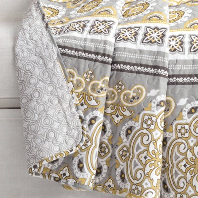 Lush Decor Nesco Throw Blanket