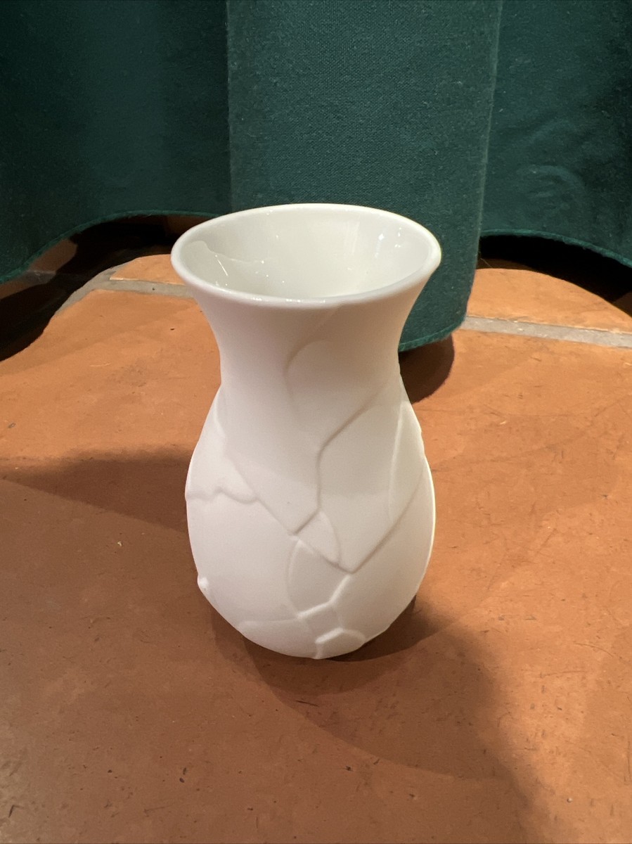 Rosenthal Vase Of Phases Miniature Porcelain White Satin New
