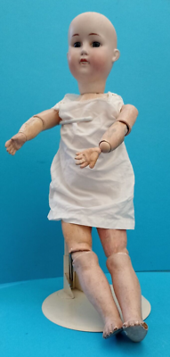 Ancienne figurine / statue, en porcelaine, moineau, Goebel, CV29