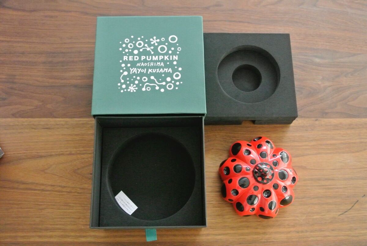 Yayoi Kusama Red Black Pumpkin Sculpture Naoshima + Naoshima Yayoi Kusama Red Black Pumpkin Sculpture Naoshima + Naoshima