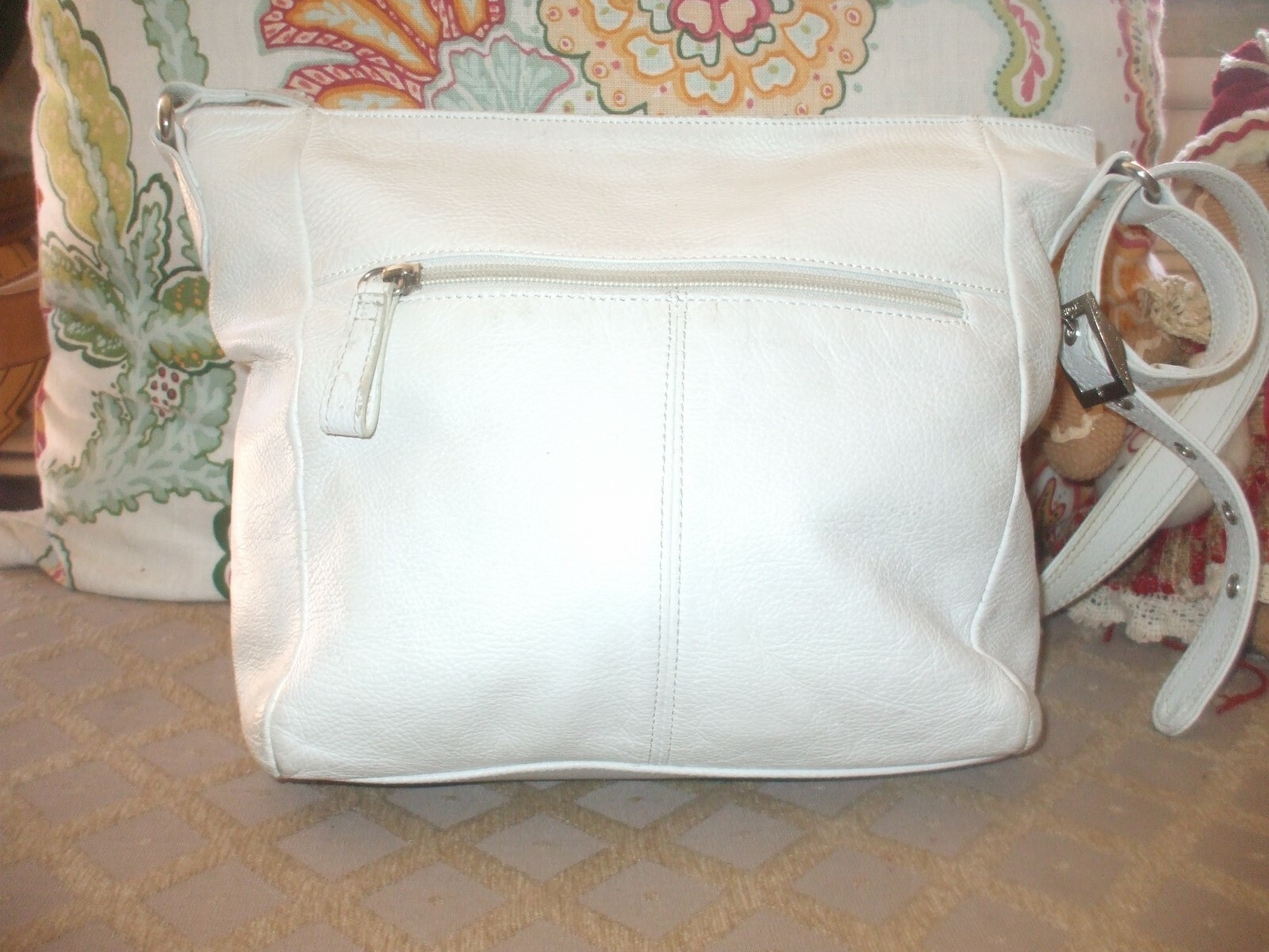 Vtg Tignanello light tan leather shoulder bag crossbo… Gem