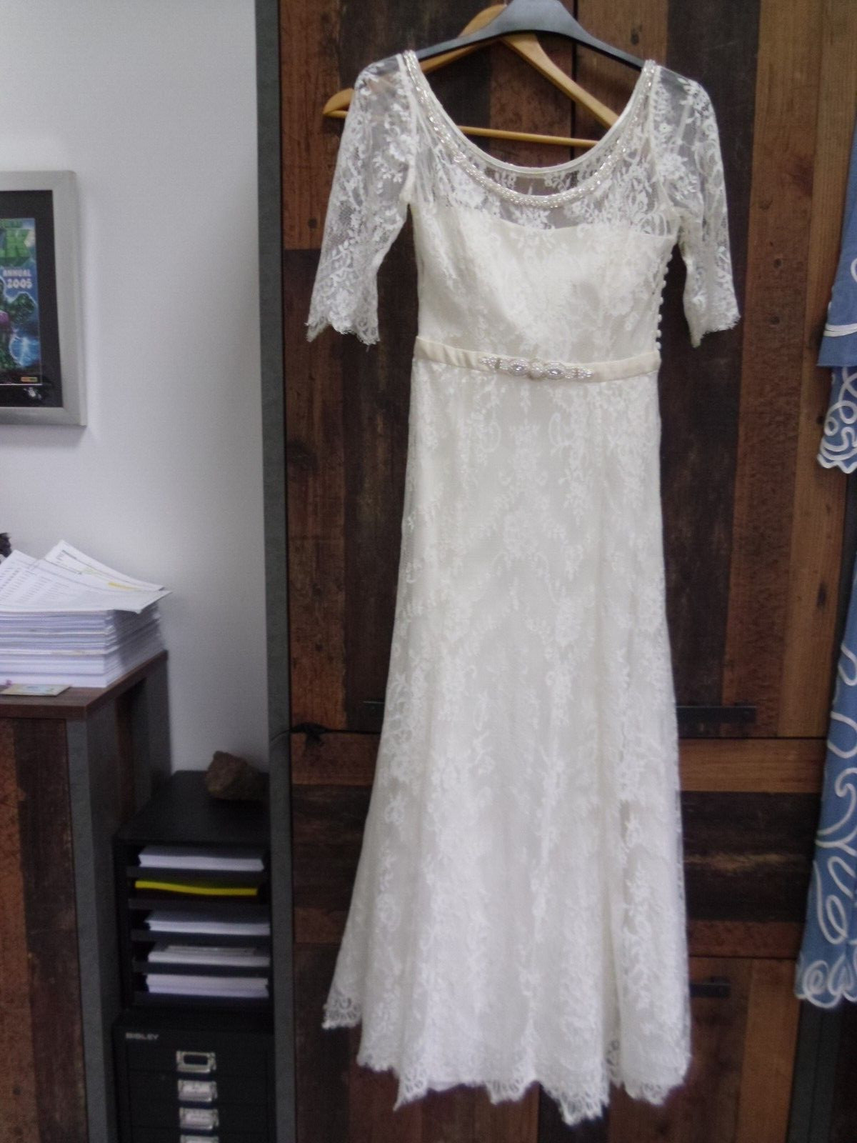 beautiful ladies Monsoon bridal dress size 10 image 3