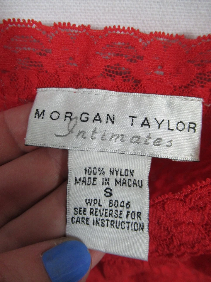 Camisón corto Morgan Taylor rojo de encaje para mujer pequeño de nailon ceñido al cuerpo lazos quimise Foto 4 de 4