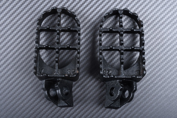 Remplacer vos pédales usées de Kawasaki KX 65 par ces repose-pieds acier tout-terrain