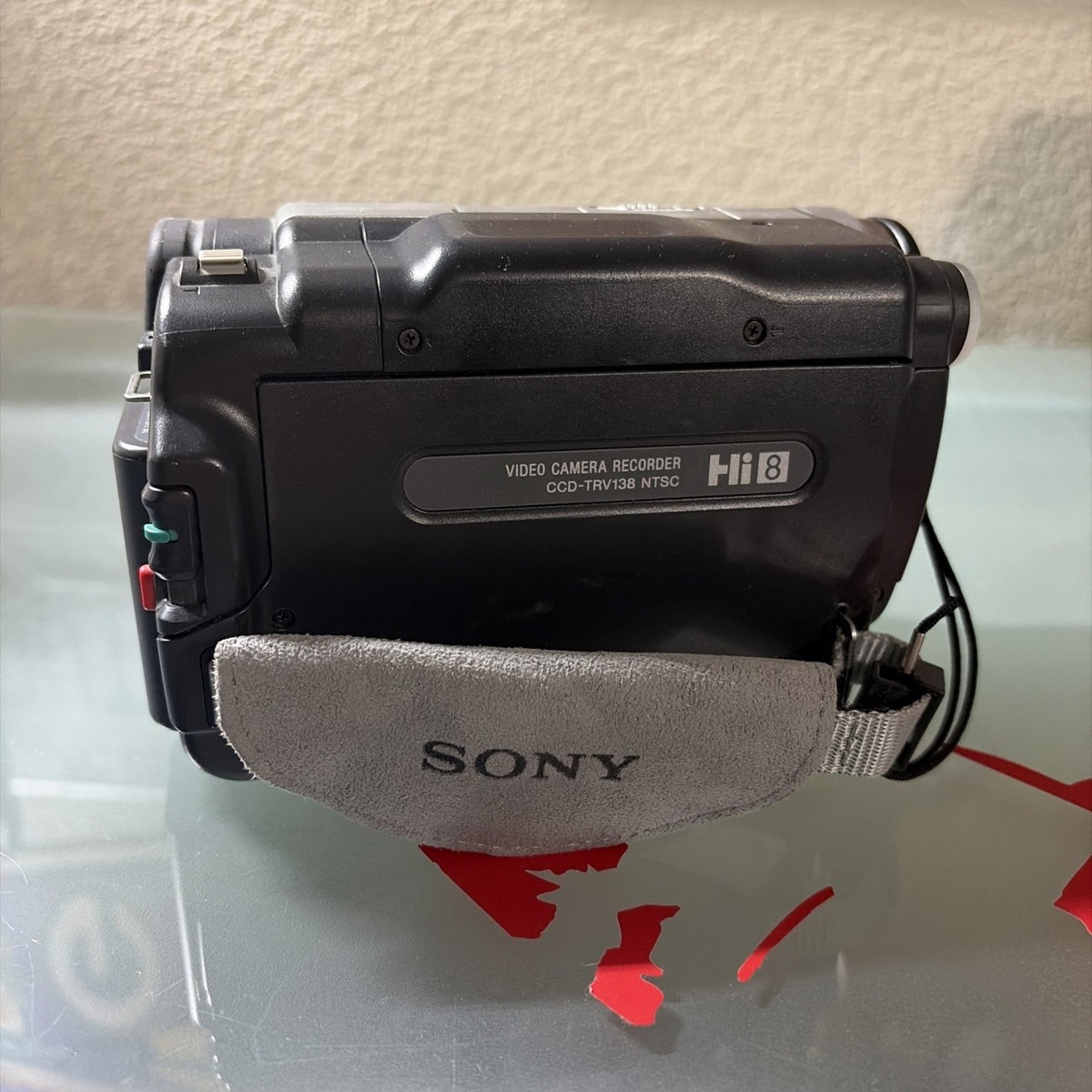Sony Handycam CCD-TRV138 Video Hi8 Camcorder With Nightshot Read