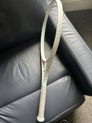 Wilson SHIFT tennis Racket