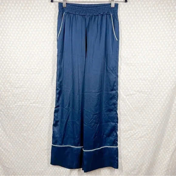 Conjunto de pijama de mujer Abercrombie & Fitch talla S azul oscuro satinado ropa de dormir clásico Foto 3 de 4