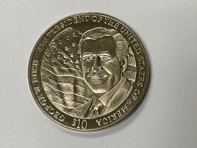 2004 Republic Of Liberia $10 George W Bush Commemorative Coin NICE! - Image 1 of 4