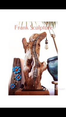 Sculpture lampe bois flotté. Réalisation original et unique en bois, galets.